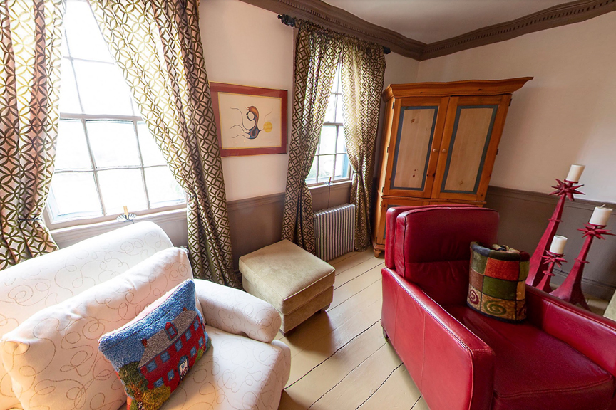 Parlour 2