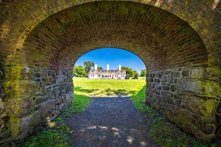 Fort Anne arch